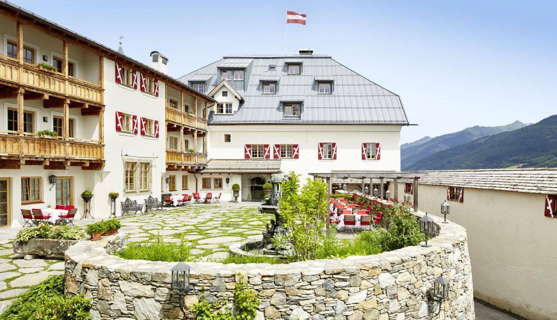 21-schlosshof-sommer.2340x1344 21-schlosshof-sommer.2340x1344